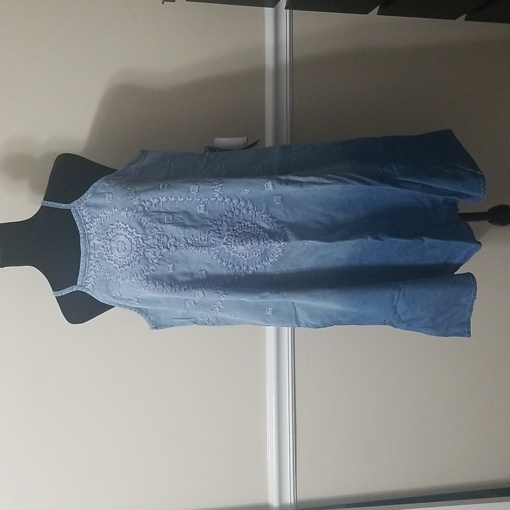 * Brand New Luxology dress